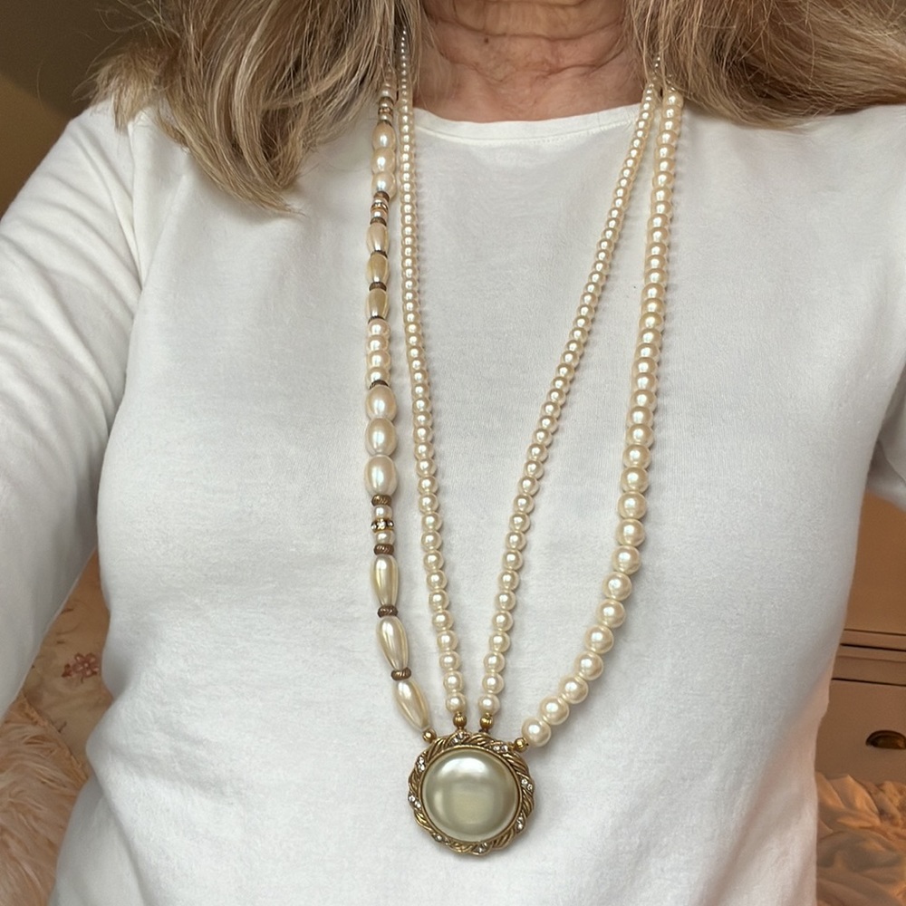 Costume jewelry pearls - Picture 5 of 5